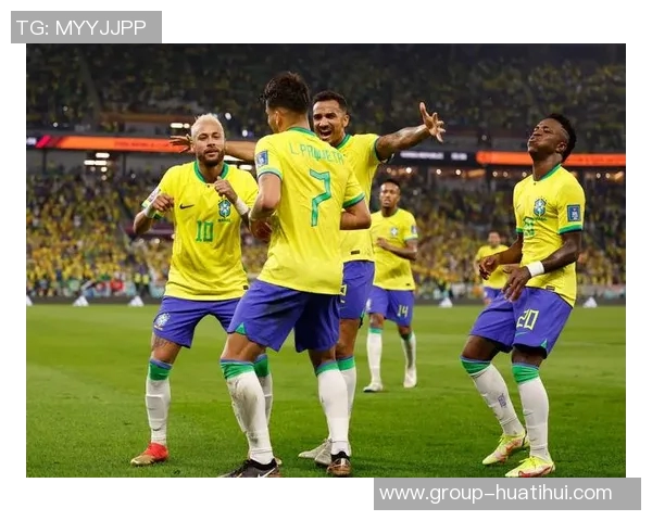 内马尔向里瓦尔多赠送签名球衣并晒合影表达对偶像的敬意